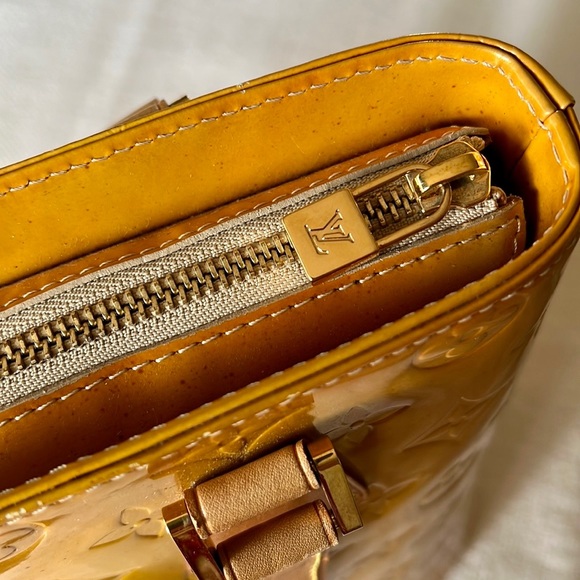 Authentic Louis Vuitton Handbag/Shoulder Bag Houston Yellow Vernis - Picture 7 of 12